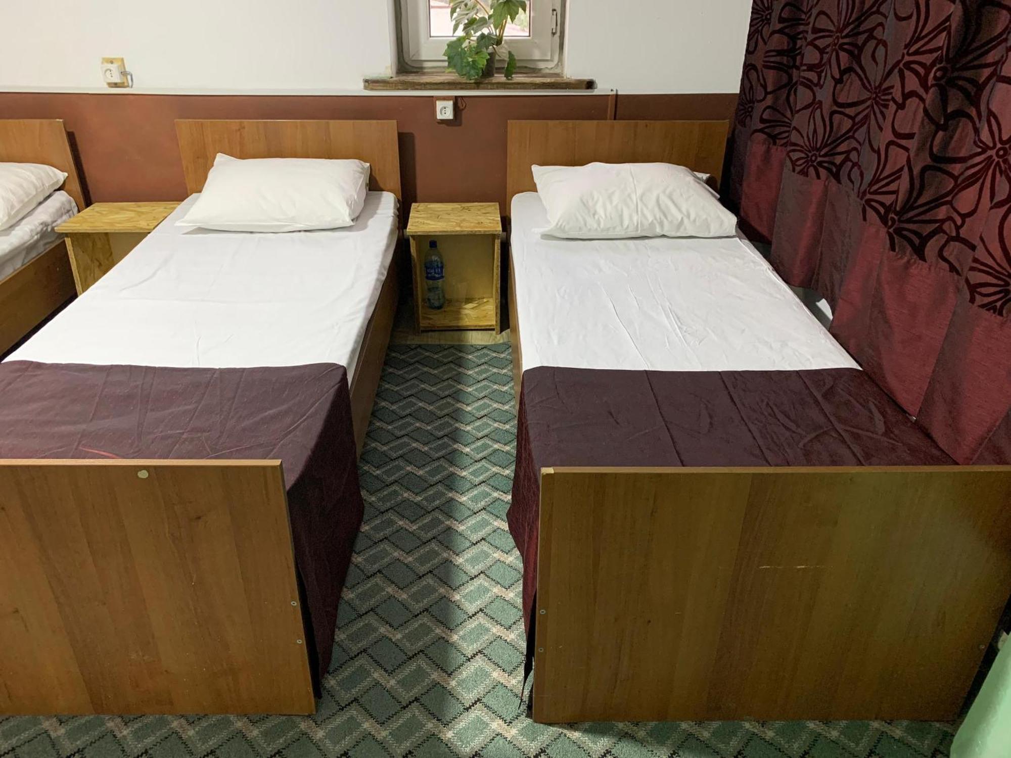 Bozui Hostel Bishkek Exterior photo